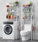 Plaukti vannas istabai