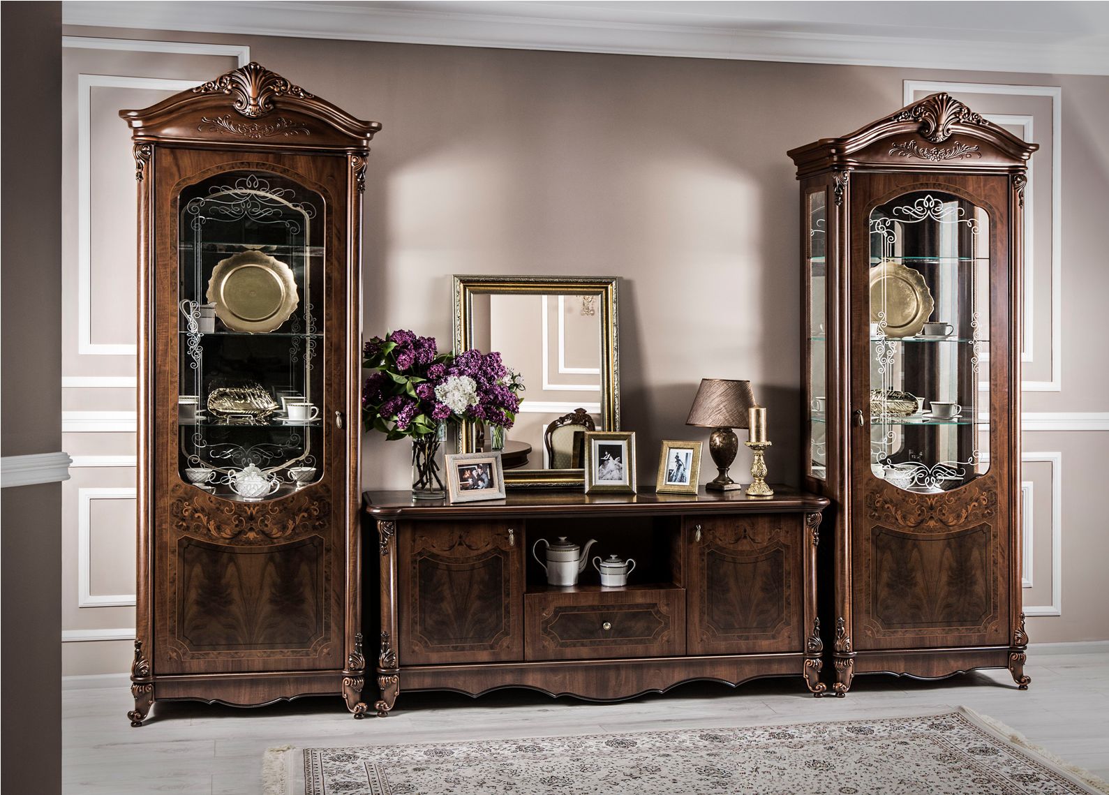 Vitrīna 1-durvju  kr. ''ILONA LJUKS''